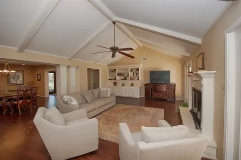 18502 Vinland Drive Nassau Bay TX 77058