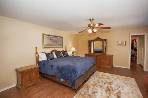 18502 Vinland Drive Nassau Bay TX 77058