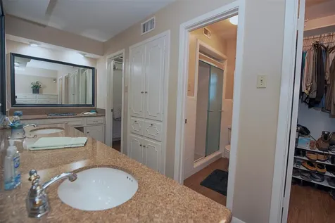 18502 Vinland Drive Nassau Bay TX 77058