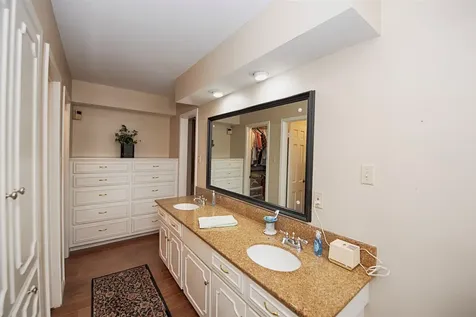 18502 Vinland Drive Nassau Bay TX 77058
