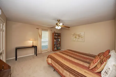 18502 Vinland Drive Nassau Bay TX 77058