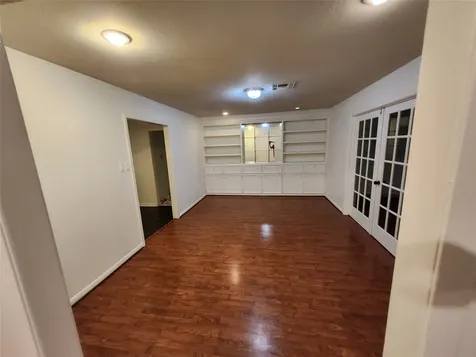 8403 Mullins Drive Houston TX 77096