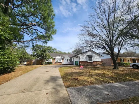 8403 Mullins Drive Houston TX 77096