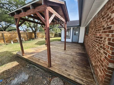 8403 Mullins Drive Houston TX 77096