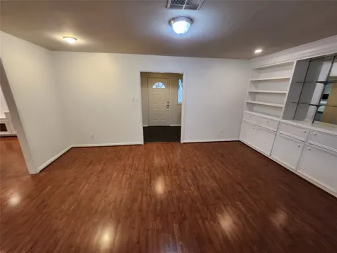 8403 Mullins Drive Houston TX 77096