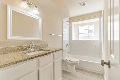 6815 Beachwood Street 1 Houston TX 77021
