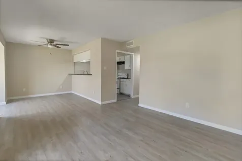 6815 Beachwood Street 1 Houston TX 77021