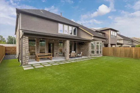 1616 Hewitt Drive Houston TX 77018