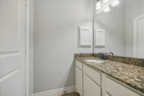 1616 Hewitt Drive Houston TX 77018