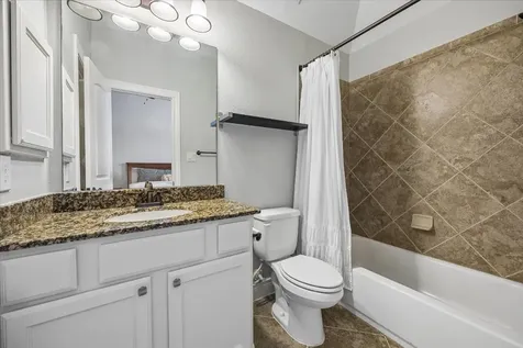 1616 Hewitt Drive Houston TX 77018