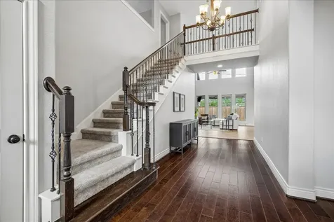 1616 Hewitt Drive Houston TX 77018