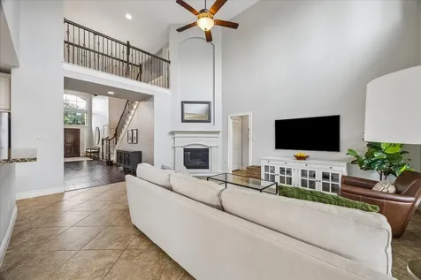 1616 Hewitt Drive Houston TX 77018
