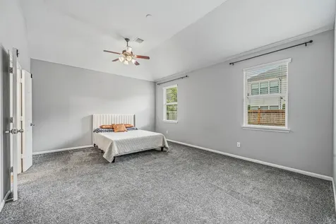 14127 Grovemist Lane Houston TX 77082