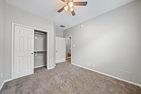 14127 Grovemist Lane Houston TX 77082