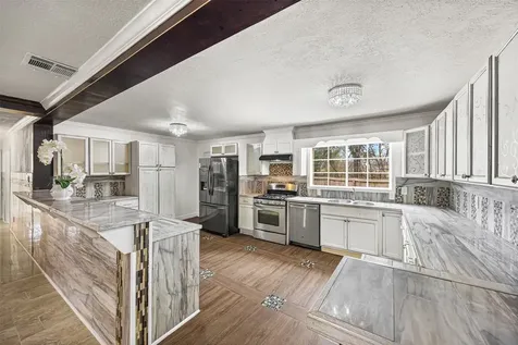 12710 Mcclosky Street Houston TX 77037