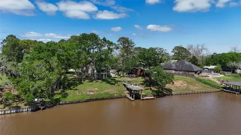 5463 County Road 961 Brazoria TX 77422