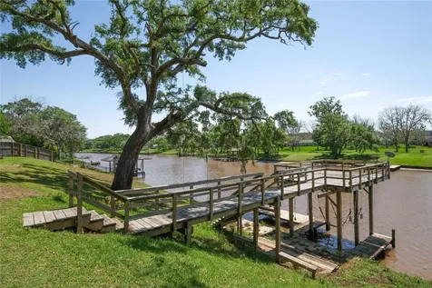 5463 County Road 961 Brazoria TX 77422