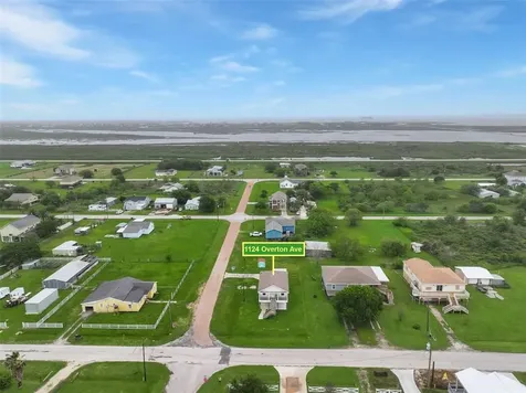 1124 Overton Avenue Port Bolivar TX 77650