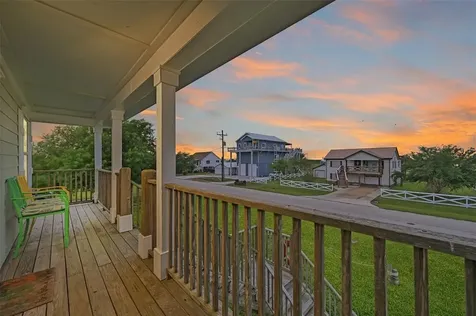 1124 Overton Avenue Port Bolivar TX 77650