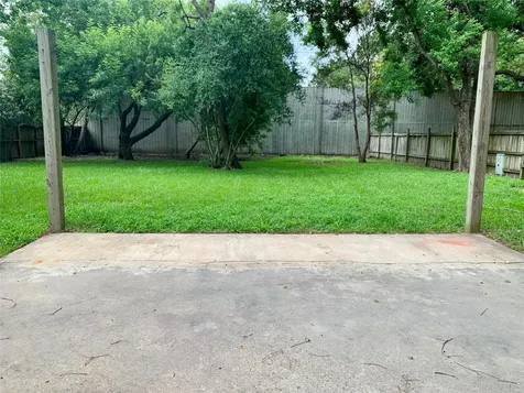 7739 Bunker Wood Lane Houston TX 77086