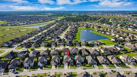 106 Indian Wells Drive Manvel TX 77578