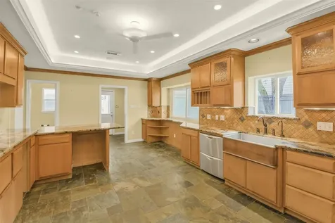 9143 Penn Manor Ct Court Houston TX 77055