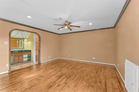 9143 Penn Manor Ct Court Houston TX 77055