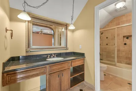 9143 Penn Manor Ct Court Houston TX 77055