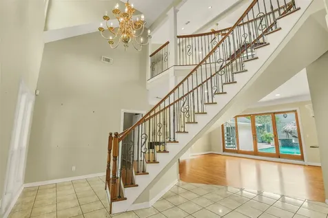 9143 Penn Manor Ct Court Houston TX 77055