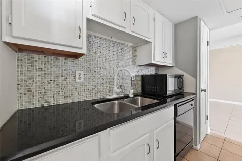 14555 Wunderlich Drive 2208 Houston TX 77069