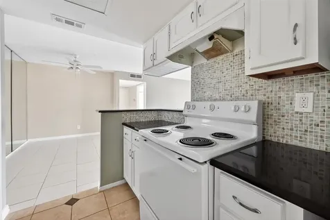 14555 Wunderlich Drive 2208 Houston TX 77069