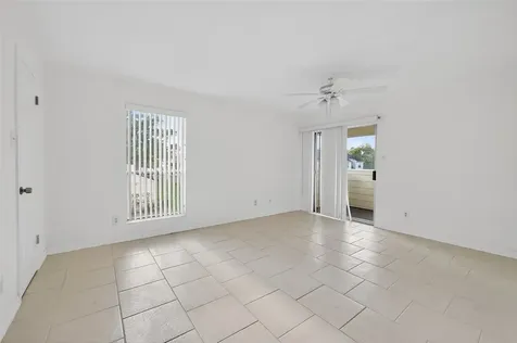 14555 Wunderlich Drive 2208 Houston TX 77069