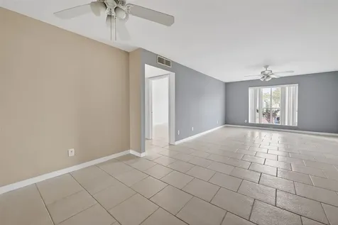 14555 Wunderlich Drive 2208 Houston TX 77069