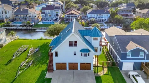 35 Lazy Lane Kemah TX 77565