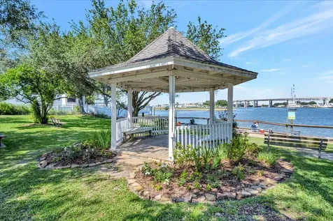 35 Lazy Lane Kemah TX 77565