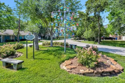 35 Lazy Lane Kemah TX 77565