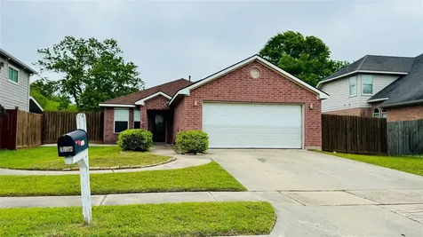 4007 Hunters Ridge Drive Baytown TX 77521