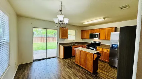 4007 Hunters Ridge Drive Baytown TX 77521
