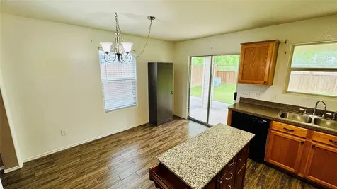 4007 Hunters Ridge Drive Baytown TX 77521