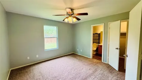 4007 Hunters Ridge Drive Baytown TX 77521