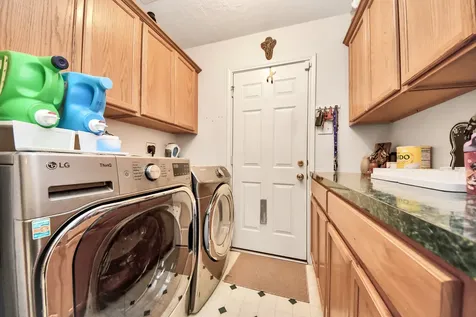 1611 Bob White Street Brookshire TX 77423