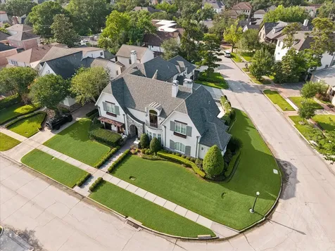 3714 Piping Rock Lane Houston TX 77027