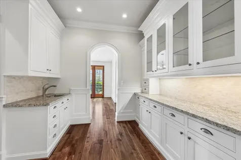 3714 Piping Rock Lane Houston TX 77027