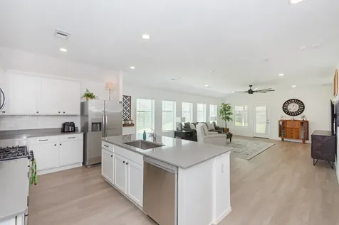 9919 Summer Peony Court Baytown TX 77521