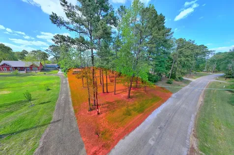 670 Cedar Crest Circle Hemphill TX 75948