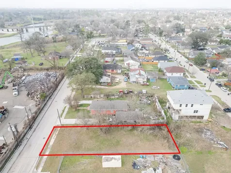 0 Brays Street Houston TX 77012