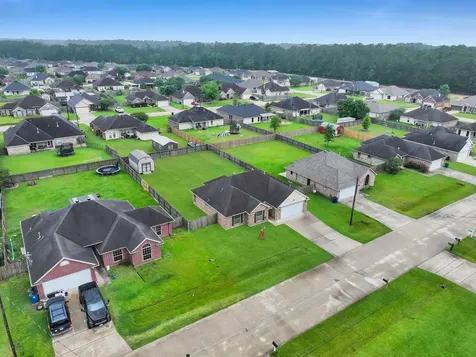 5435 Westchase Loop Lumberton TX 77657