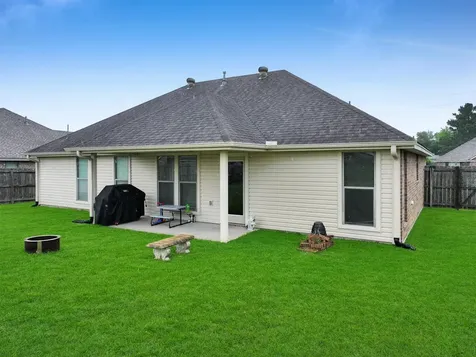 5435 Westchase Loop Lumberton TX 77657