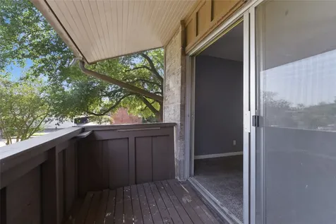 2574 Marilee Lane 39 Houston TX 77057
