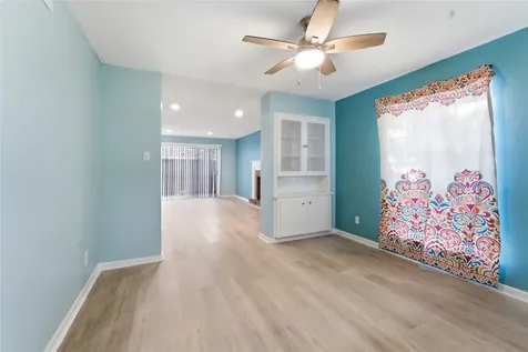 2574 Marilee Lane 39 Houston TX 77057